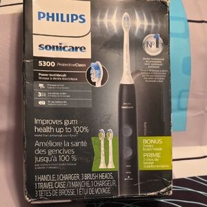 Philips Sonicare 5300 Protective Clean Power Electric Toothbrush Open Box